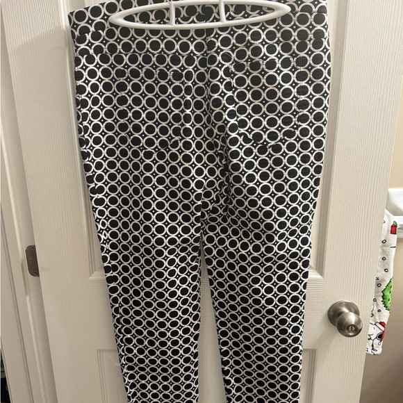 Joseph Ribkoff - Straight Leg Pull On Pant Patterned Women's - Picture 4 of 7